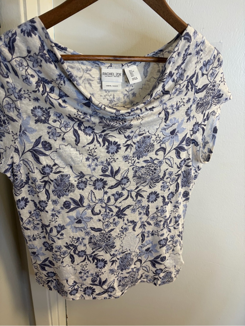 Rachel Zoe 100% Linen Floral Top Women’s L Blue Ivory Cowl Neck Blouse - Picture 8 of 12